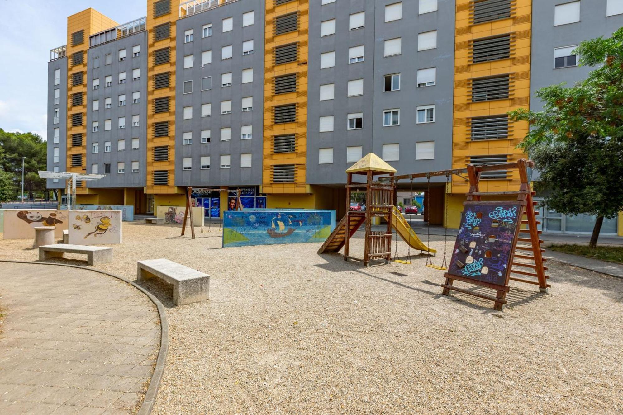 Amarena Studio With Parking Zára Kültér fotó